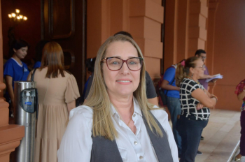 Foto: Miriam Fernandes, coordenadora de pesquisa e extensão da Fundação Carlos Gomes - Foto: Eliseu Dias / Ascom Seduc
